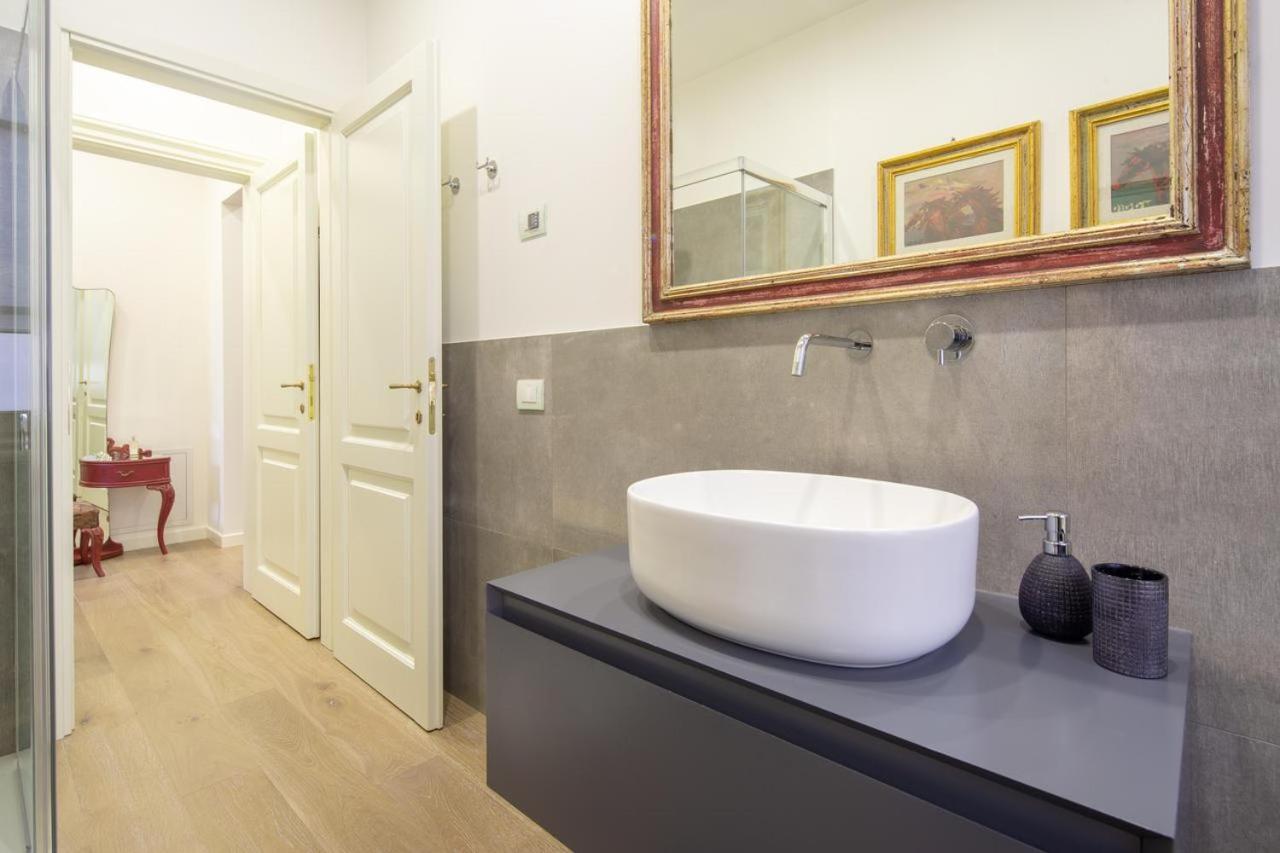 Stunning & Luxurious 1Br Apt 1 Min Walk By Duomo Флоренция Экстерьер фото