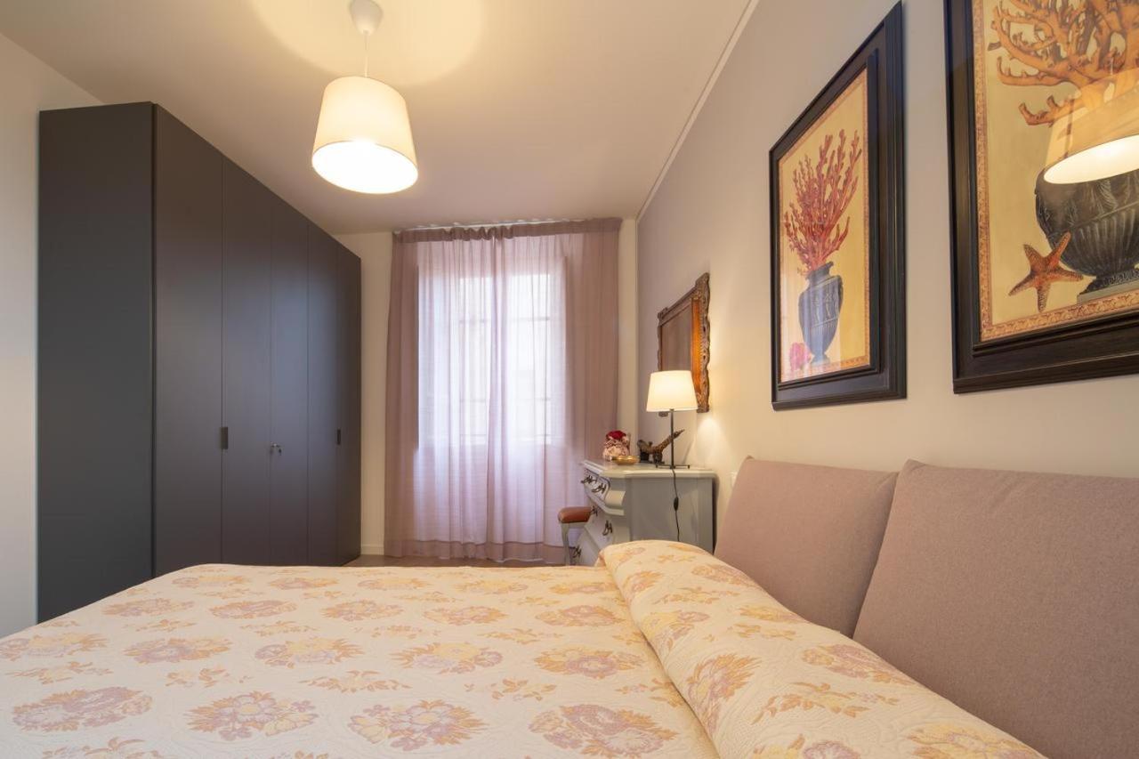 Stunning & Luxurious 1Br Apt 1 Min Walk By Duomo Флоренция Экстерьер фото